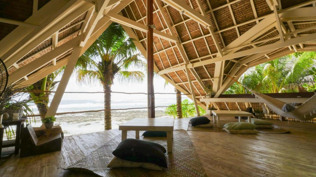 White Banana Beach Club Генерал-Луна Экстерьер фото